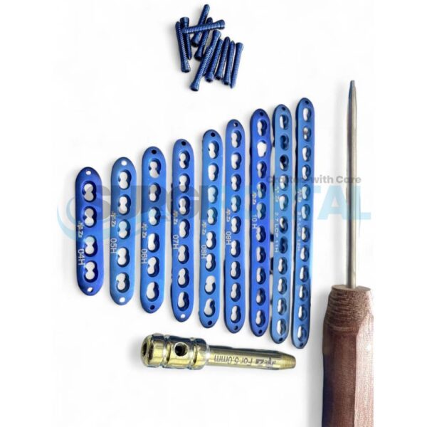 Locking Straight Plates with Screws